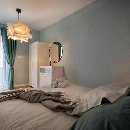 Modern Urban Escape @the Office With Parking Space Cluj-Napoca